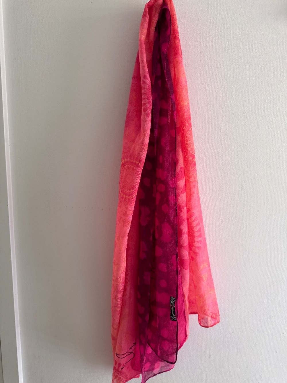 Desigual scarf